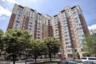 2726 Gallows Rd, Vienna, VA 22180 - Photo 1