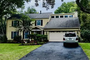 4206 Pickering Pl, Alexandria, VA 22309 - Photo 1