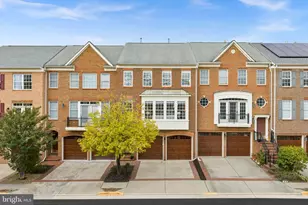 108 Monroe Mills Ln, Herndon, VA 20170 - Photo 1