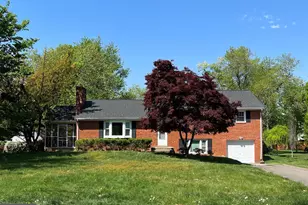 4616 Willow Run Dr, Annandale, VA 22003 - Photo 1