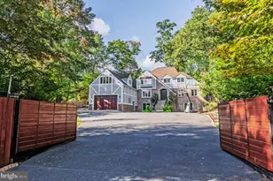 2352 Cedar Ln, Vienna, VA 22182 - Photo 1