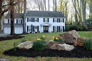 7829 Old Dominion Dr, McLean, VA 22102 - Photo 1