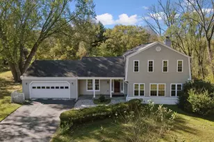 6102 Kings Color Dr, Fairfax, VA 22030 - Photo 1