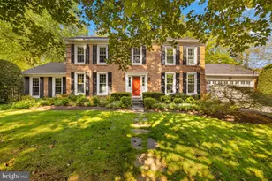 1302 Clayborne House Ct, McLean, VA 22101 - Photo 1