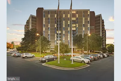 6800 Fleetwood Road #420, McLean, VA 22101 - Photo 1