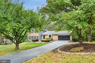 3119 Cobb Hill Ln, Oakton, VA 22124 - Photo 1