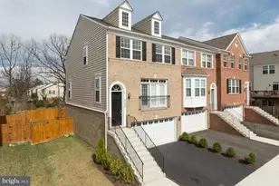 6198 Royal Crest Ln, Alexandria, VA 22310 - Photo 1