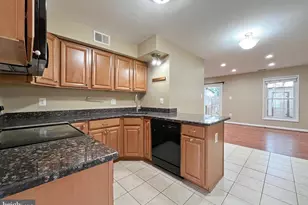 6069 Wycoff Square, Centreville, VA 20120 - Photo 1