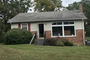 6352 Hillcrest Pl, Alexandria, VA 22312 - Photo 1