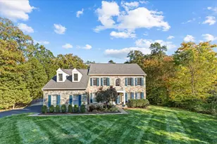 6401 Noble Rock Ct, Clifton, VA 20124 - Photo 1