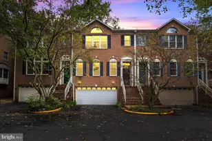 2904 Oakton Crest Pl, Vienna, VA 22181 - Photo 1