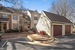 4010 Lake Glen Rd, Fairfax, VA 22033 - Photo 1