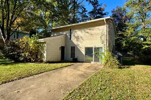 6214 Garretson St, Burke, VA 22015 - Photo 1