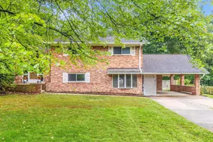 7203 Homestead Pl, Springfield, VA 22151 - Photo 1