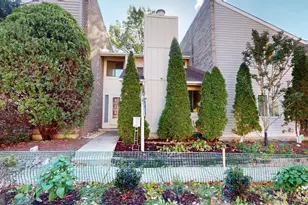 13366 Hungerford Pl, Herndon, VA 20170 - Photo 1