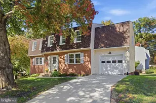 10431 Headly Ct, Fairfax, VA 22032 - Photo 1