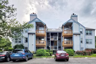 6923 Victoria Dr, Alexandria, VA 22310 - Photo 1