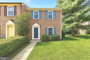 5932 Grisby House, Centreville, VA 20120 - Photo 1