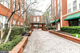 2665 Prosperity Ave, Fairfax, VA 22031 - Photo 1