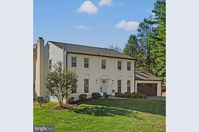 934 Harriman Street, Great Falls, VA 22066 - Photo 1