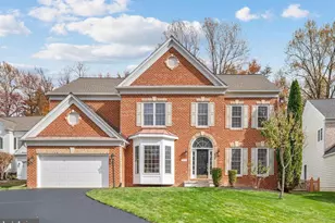 12816 Owens Glen Dr, Fairfax, VA 22030 - Photo 1