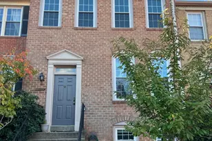 4235 Fox Lake Dr, Fairfax, VA 22033 - Photo 1