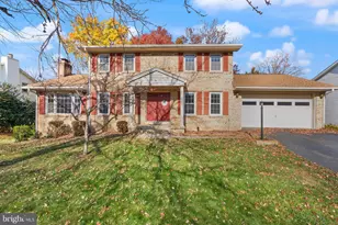 13814 Leighfield St, Chantilly, VA 20151 - Photo 1