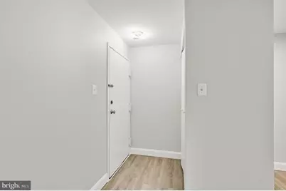 1664 Parkcrest Circle #201, Reston, VA 20190 - Photo 1