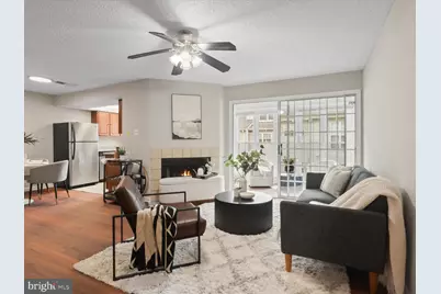 12105 Green Leaf Ct #201, Fairfax, VA 22033 - Photo 1
