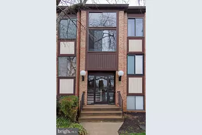 3113 Buccaneer Court #002, Fairfax, VA 22031 - Photo 1