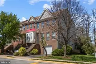 14676 Seasons Dr, Centreville, VA 20120 - Photo 1