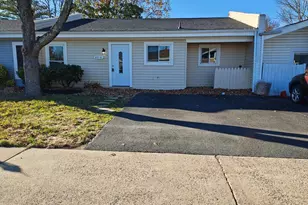 6018 Regents Park Rd, Centreville, VA 20120 - Photo 1