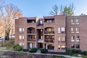 11240 Chestnut Grove Square, Reston, VA 20190 - Photo 1