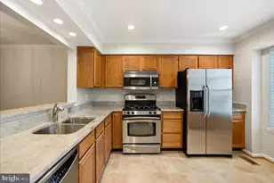 8316 Linden Oaks Ct, Lorton, VA 22079 - Photo 1