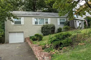 6918 Mt Daniel Dr, Falls Church, VA 22046 - Photo 1