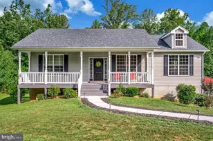 32 Keely Ct, Louisa, VA 23093 - Photo 1