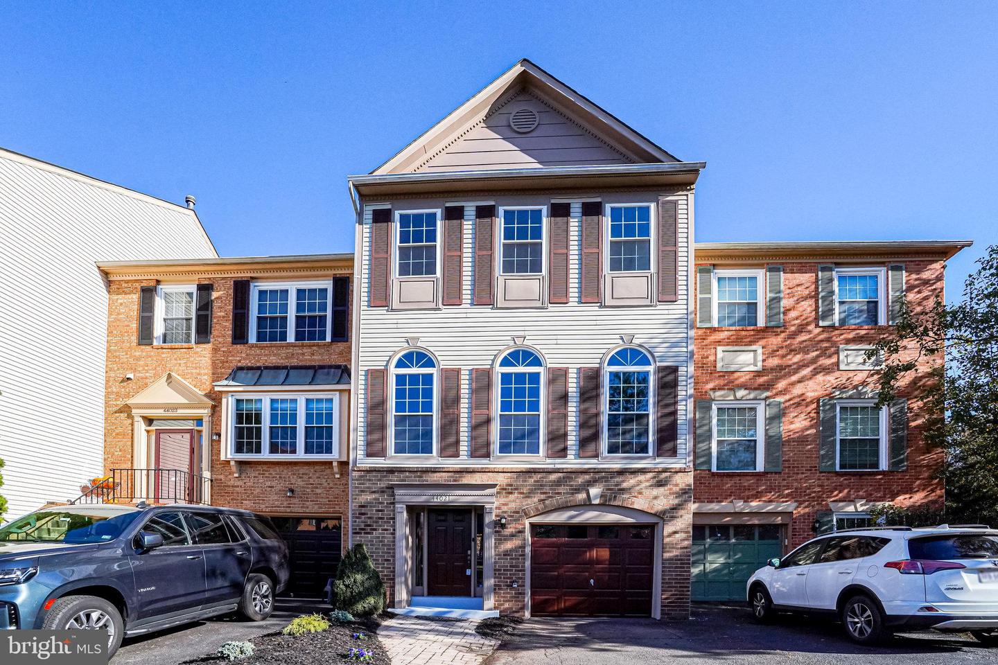 44021 Gala Cir, Ashburn, VA 20147 MLS VALO2039680 Coldwell Banker