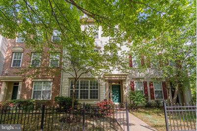 20340 Bowfonds Street, Ashburn, VA 20147 - Photo 1