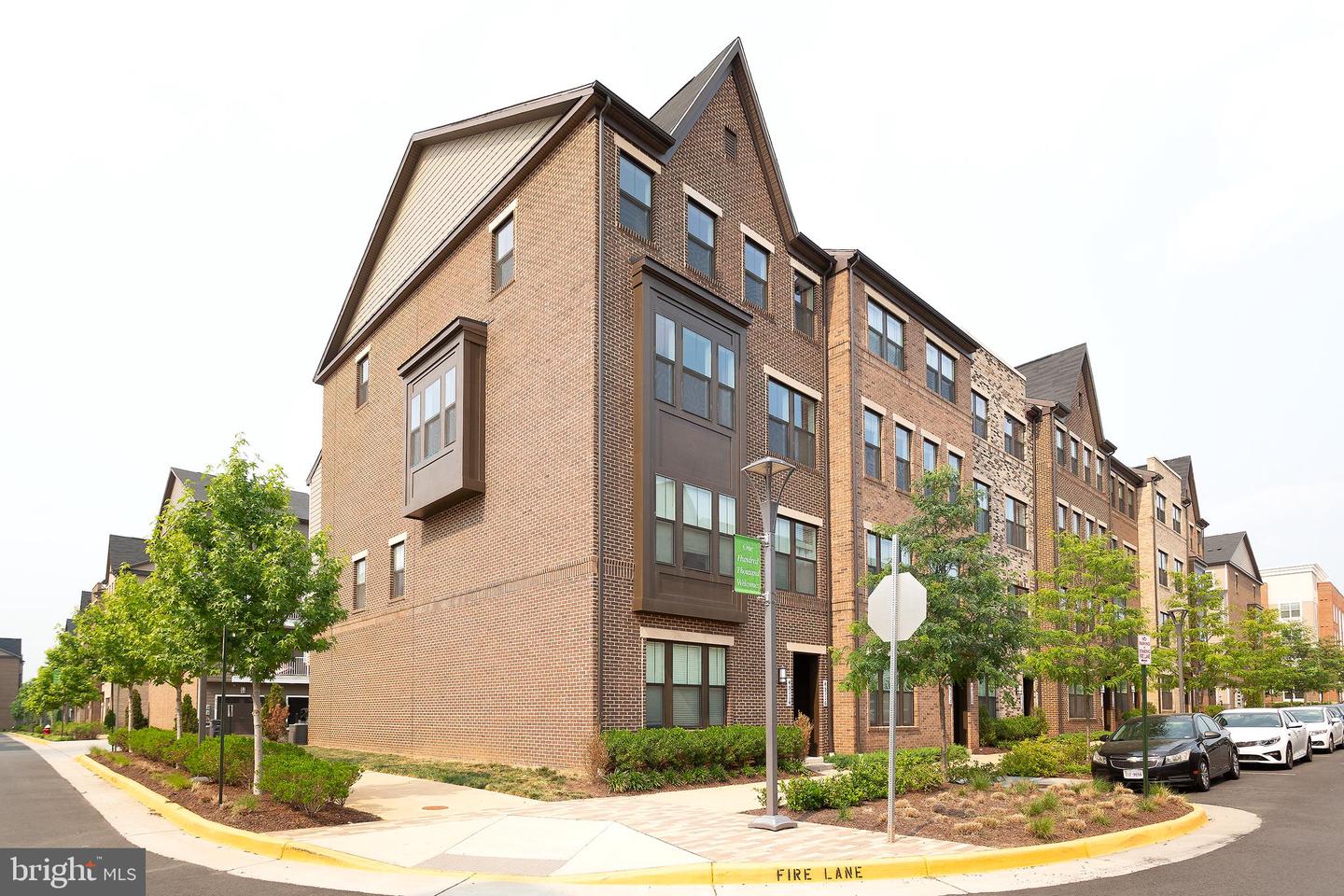 45116 Kincora Dr, Sterling, VA 20166 MLS VALO2050256 Coldwell Banker