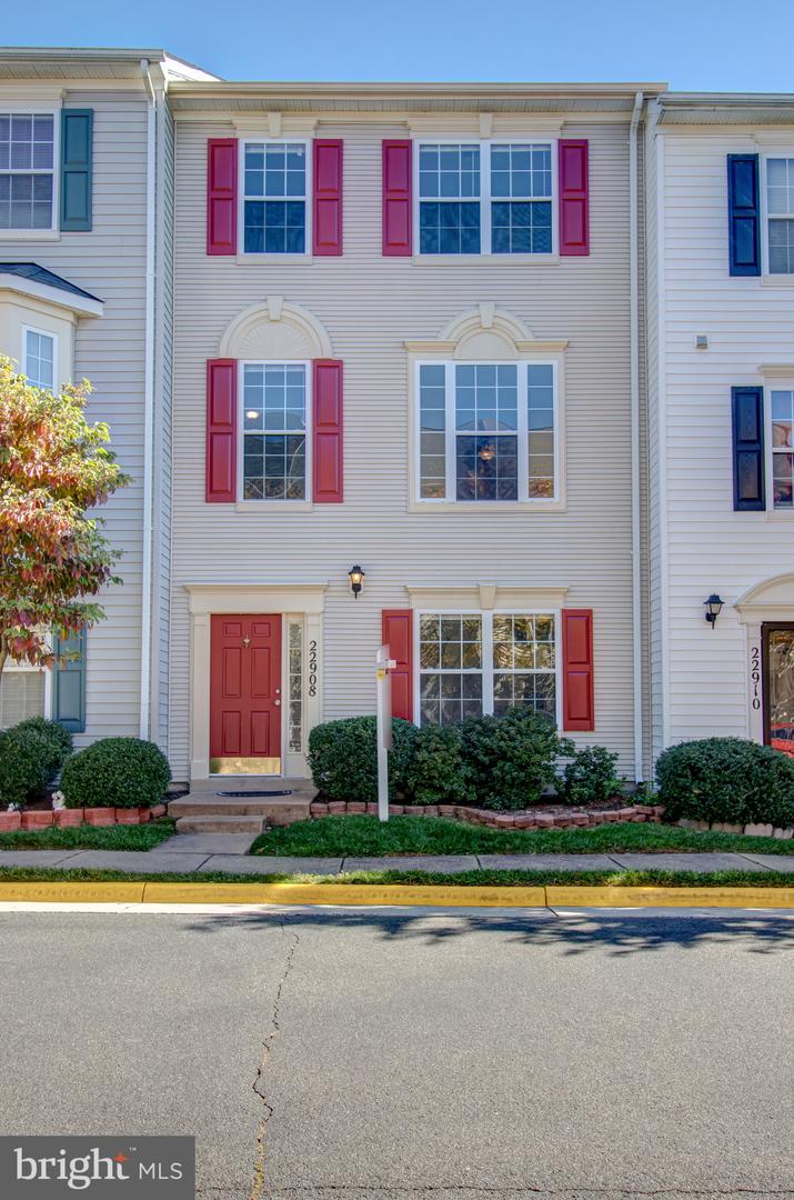 22908 Benson Terrace, Sterling, VA 20166 MLS VALO2059478 Coldwell
