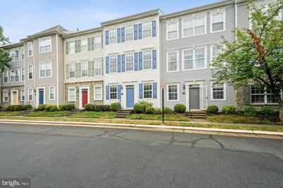 21776 Jarvis Square, Ashburn, VA 20147 - Photo 1