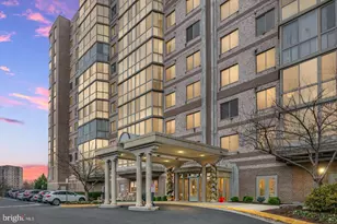 19355 Cypress Ridge Terrace, Leesburg, VA 20176 - Photo 1