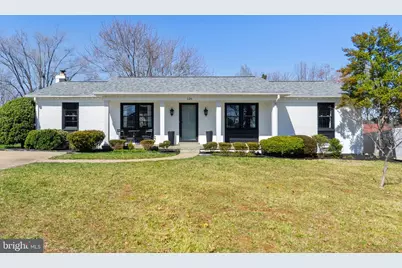 126 Maryanne Avenue SW, Leesburg, VA 20175 - Photo 1