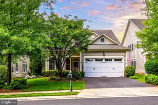 20559 Crescent Pointe Pl, Ashburn, VA 20147 - Photo 1