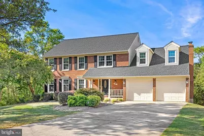 28 Griswold Court, Sterling, VA 20165 - Photo 1