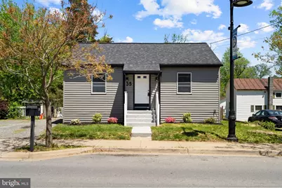 35 E Broad Way, Lovettsville, VA 20180 - Photo 1