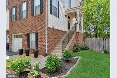 21611 Kings Crossing Terrace, Ashburn, VA 20147 - Photo 1