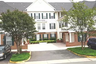 25340 Lake Mist Square, Chantilly, VA 20152 - Photo 1