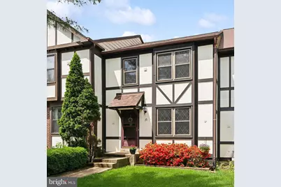 33 Lyndhurst Court, Sterling, VA 20165 - Photo 1