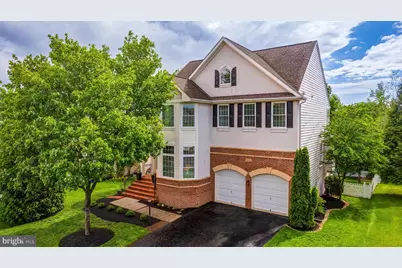 1635 Chickasaw Place NE, Leesburg, VA 20176 - Photo 1